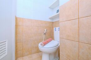 Fancy And Nice Studio (No Kitchen) At Green Pramuka City Apartment