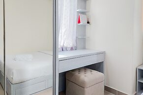 Homey And Restful Studio Apartment B Residence