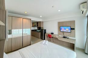 Homey And Nice Studio Tamansari The Hive Apartment