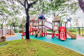 Spacious And Homey 3Br At Sky House Bsd Apartment