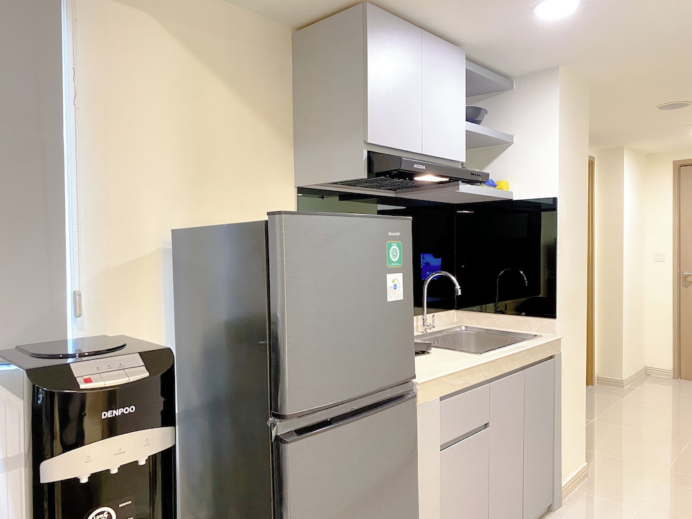 Modern Look 2Br Meikarta Apartment