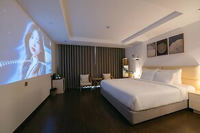 Love St Hotel