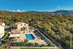 Villa Vilani Spa & Pool