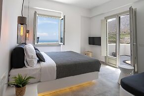 MAEVA Santorini Suites