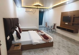 Hotel Obsidian Red