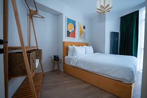 Bird Nest Suite