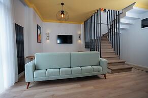 Bird Nest Suite
