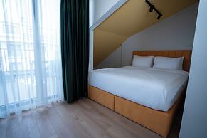 Bird Nest Suite