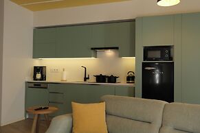 Bird Nest Suite
