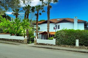 Native Hotel