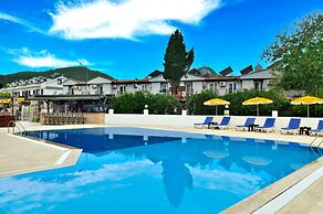 Native Hotel
