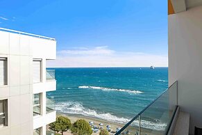 Phaedrus Living: Coastal Seaside Residences 04