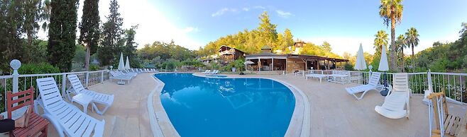 Angels Garden Hotel