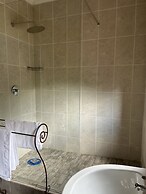 Pebble Fountain Guesthouse