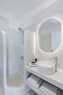 Nevma Suites
