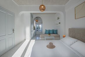 Nevma Suites