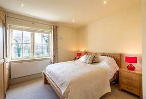 Spacious Home to Sleep 6 Just a Short Stroll From Kenmare