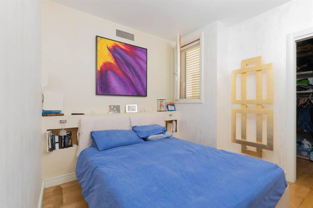 Beautiful 1-bed Apartment in Roma