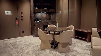 Bellman Hotel