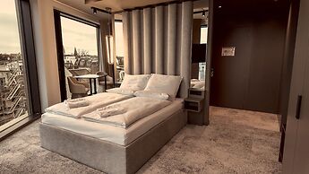 Bellman Hotel