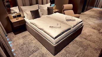 Bellman Hotel
