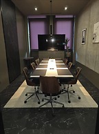 Bellman Hotel