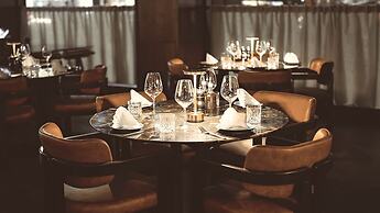 Bellman Hotel