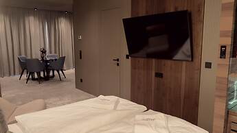 Bellman Hotel