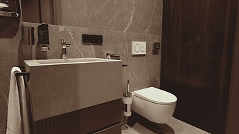 Bellman Hotel