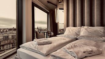Bellman Hotel