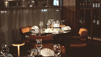 Bellman Hotel