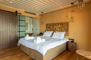 5 Raches Suites