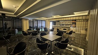 El Baboos Hotel