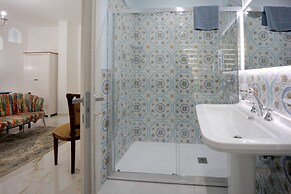 REDDIMUS Guest House