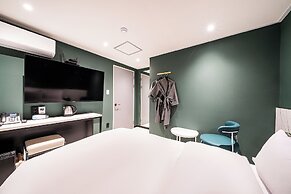 Hotel May Yongsan