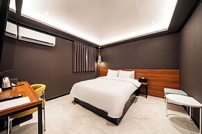 Hotel May Yongsan