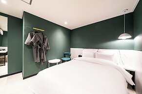 Hotel May Yongsan