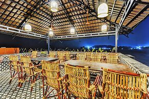 Izi Beach Stay