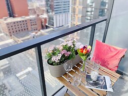 Entertainment District Suites & Towers Toronto