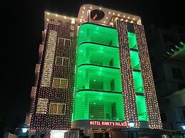 HOTEL RINKY'S PALACE