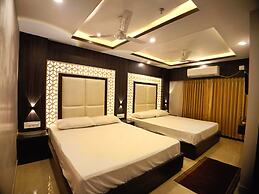 HOTEL RINKY'S PALACE