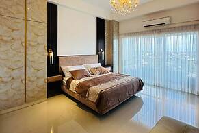 Studio - Sleeps 3 - Pool - Parking - Balcony