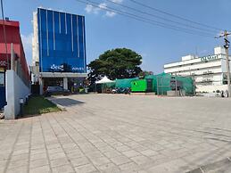 The Waves Hotel Sarjapura