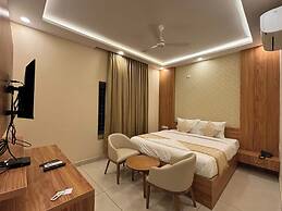 The Waves Hotel Sarjapura