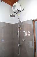 Golden Shower Inn