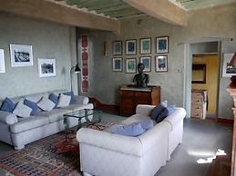 Peralta Tuscany