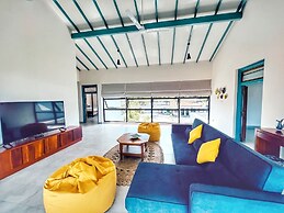 Villa Lagoonscape
