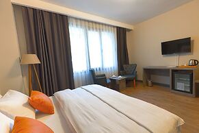 Grand Royal Hotel
