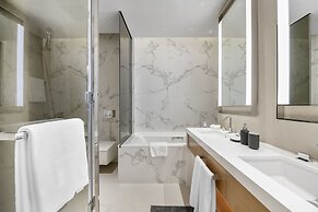 StoneTree - Luxury 1BR - Prime Location