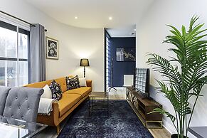 Gorgeous Roehampton Flat